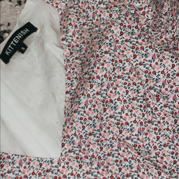 Kittenish Floral Pink Dress - Picture 3 of 3